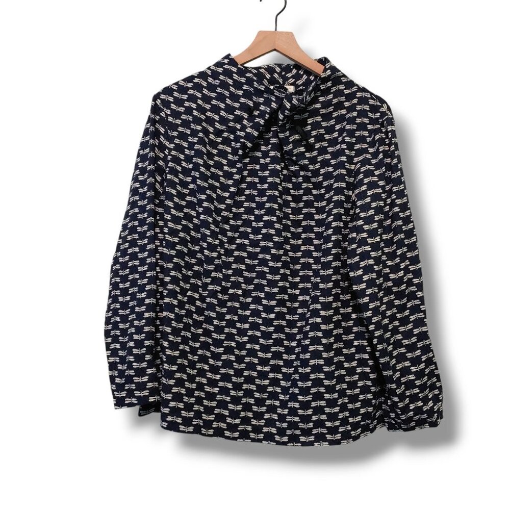 made by lisa b. shirt womens Medium mock neck woven top Blue w/ cream dragonfly